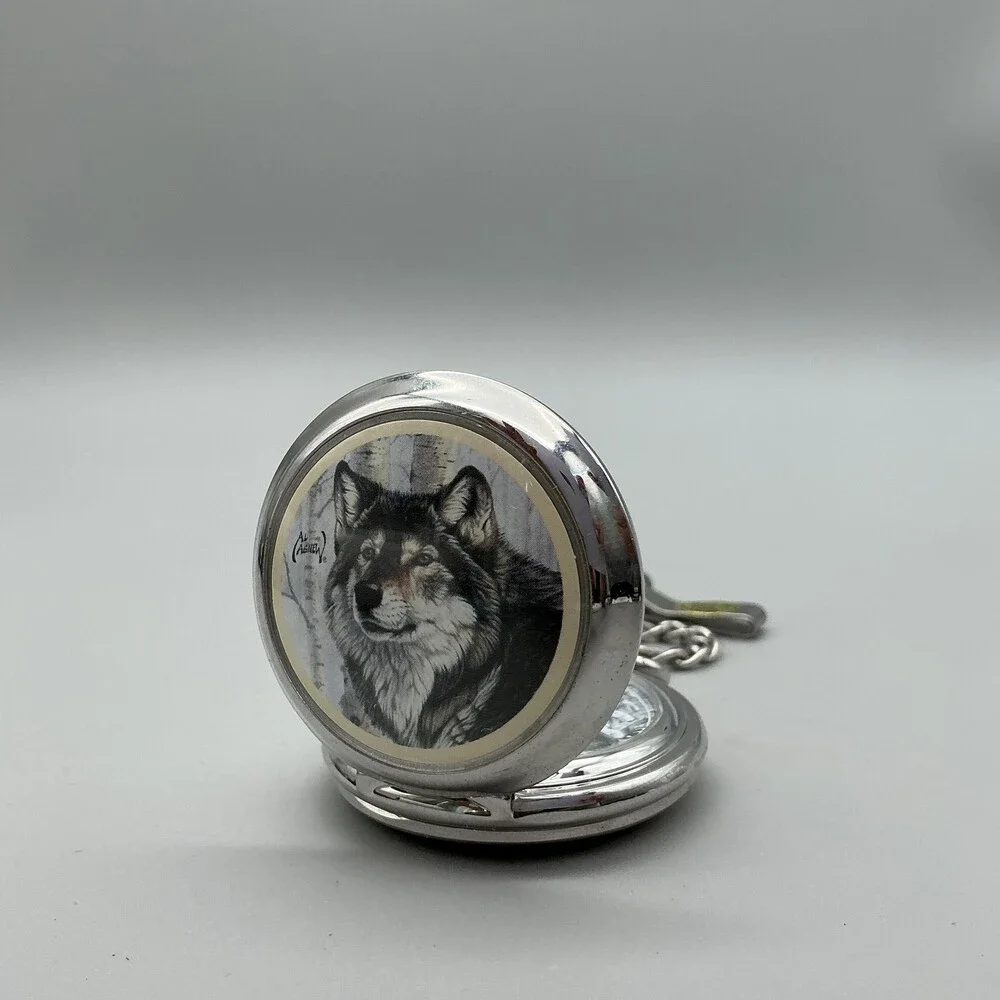 Al Agnew Pocket Watch Men 47mm Silver Tone Wolf Art Full Hunter Chain